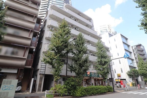 シャンボール新宿